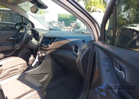 2020 Chevrolet Trax Fwd Lt z USA, uszkodzony, nr VIN 3GNCJLSB4LL293409